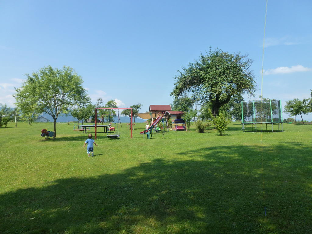 Appartement Landhaus Felsenkeller Sankt Kanzian am Klopeiner See Kültér fotó