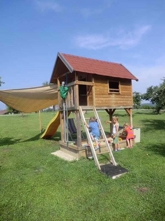 Appartement Landhaus Felsenkeller Sankt Kanzian am Klopeiner See Kültér fotó