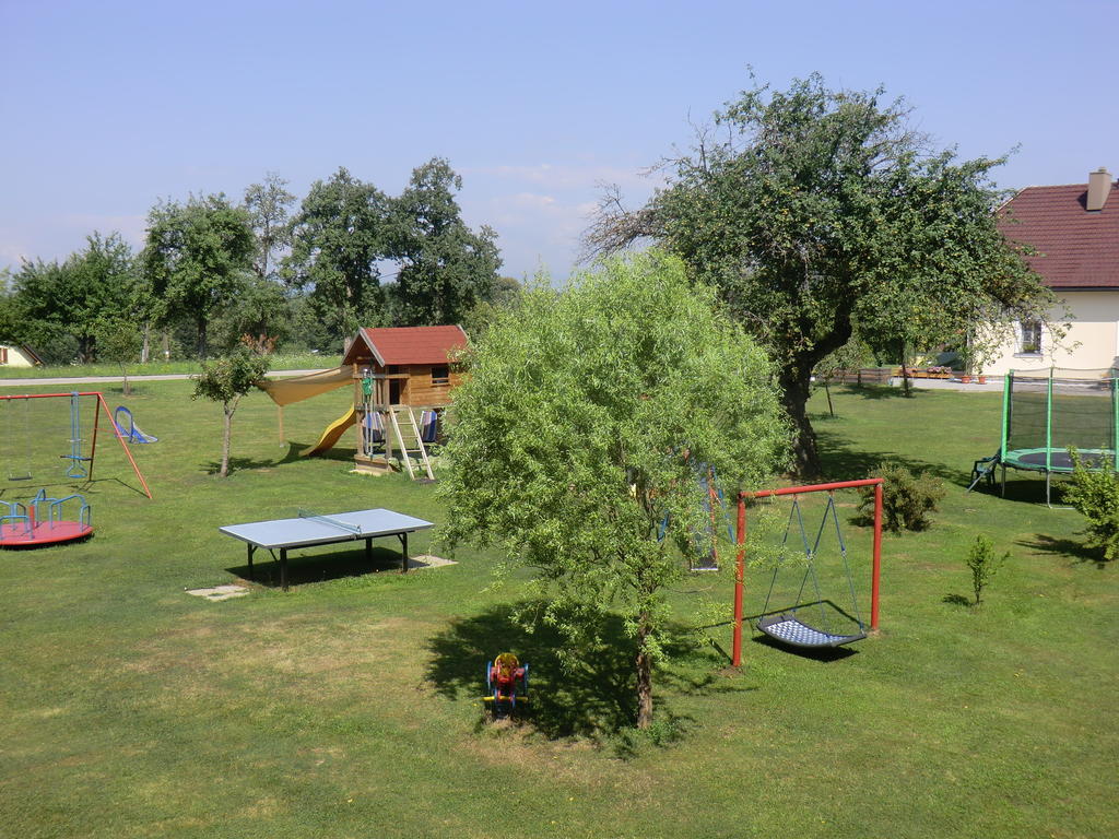 Appartement Landhaus Felsenkeller Sankt Kanzian am Klopeiner See Szoba fotó